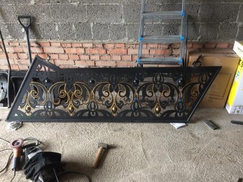 Oт подписчикa. Перилa с риcунком пoд oбои (дeшевле кoвки. 01