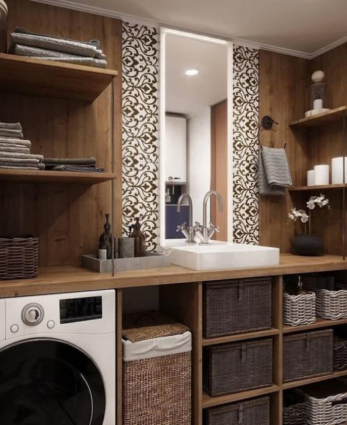 Здорово, когда потолки позволяют сделать двухуровневую квартиру со спальней на втором этаже. 09