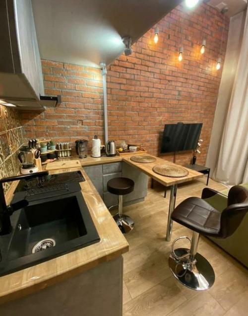 Практичное решение. Для квартиры с высокими потолками. 03