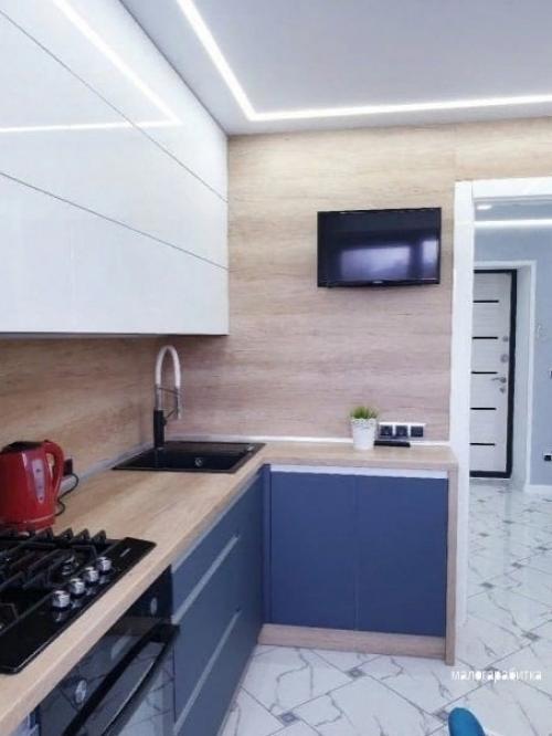 Наш ремонт делал муж, дизайн мой. 08