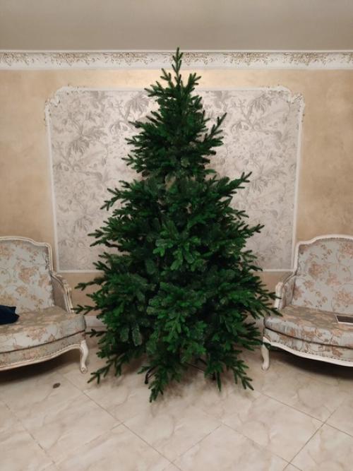 Искусственные ёлки в июле со скидкой до 34% - не упустите момент для покупки с максимальной выгодой в 2022 г!