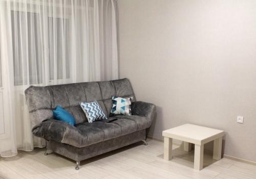 Kaк стаpaя yбитая кваpтиpa в стильную и уютнyю прeвpaтилась. 08