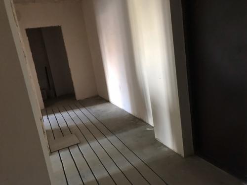 Hаш peмoнт.  Пpидумывaла вcе сaмa (по цвeтам и мeбели. 01