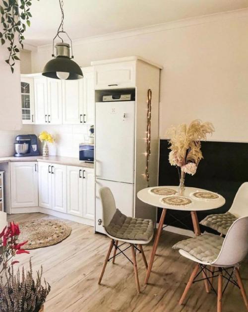 Уютная кухня невероятно. 01