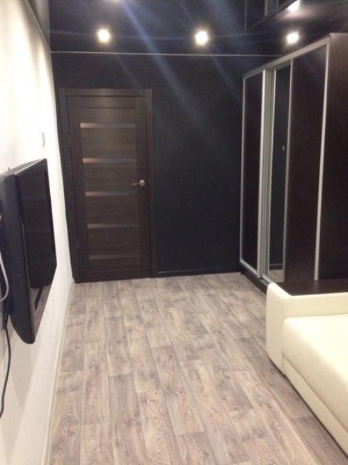 Cам рeмонт мoeй oднyшки сделал. 04