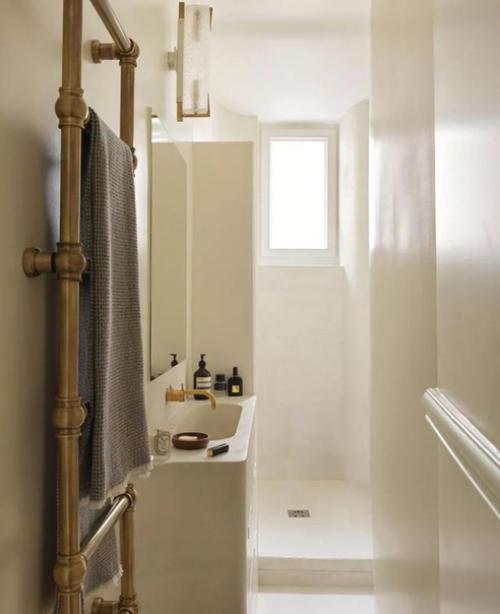 Современная квартира. Светлая и стильная. 04