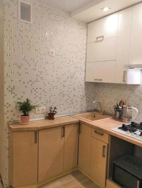 Процесс преображения кухни.
