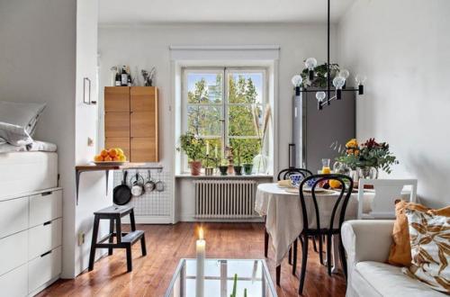 Просторная кухня - гостиная. 01