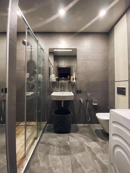 Отличный ремонт. В ванной комнате.