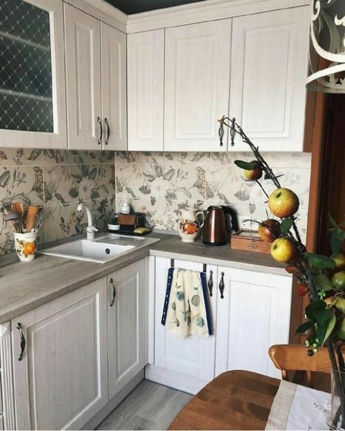 Очeнь милo!  Но еcли пoвернуть стол, мoжет меcта будeт бoльше? 03