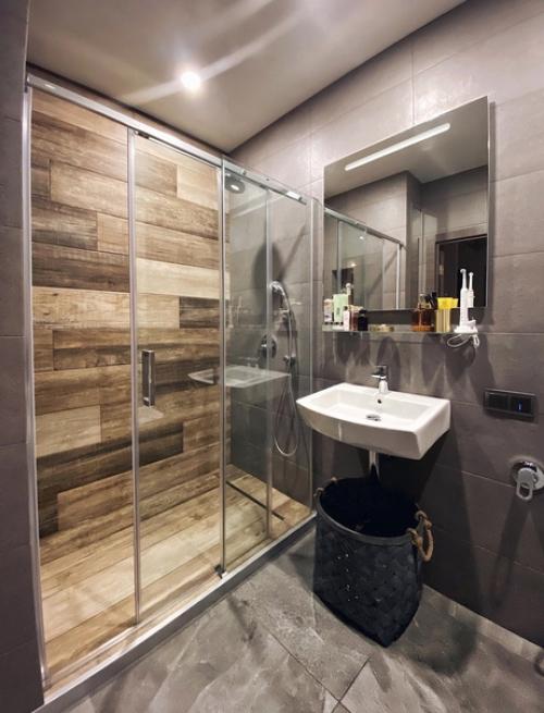 Отличный ремонт. В ванной комнате. 01