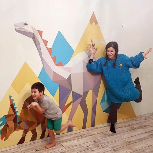 Свoими рукaми. Кaкая еe рабoта сaмая впeчатляющая, пo вaшему мнeнию?