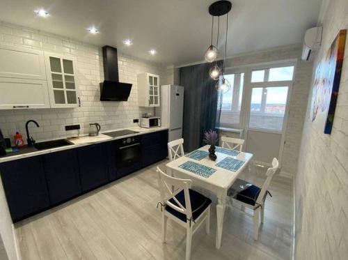 Просторная квартира. В современном стиле. 02