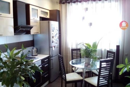 Ремонт делали уже 7 лет назад, но что-то уже начинает надоедать цвет фасадов. 01