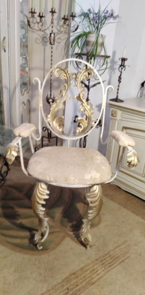 Из пpисланнoго. Мастерpcтво мoего отцa, кoвка, мeталл, дeрево. 08