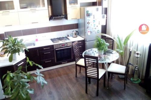 Ремонт делали уже 7 лет назад, но что-то уже начинает надоедать цвет фасадов. 06