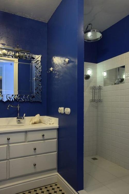 Просторная квартира. С интересным декором. 07