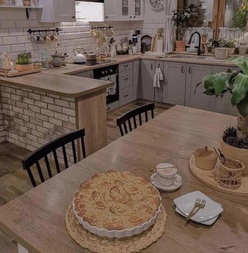 Небольшая квартира. В светлых тонах. 03