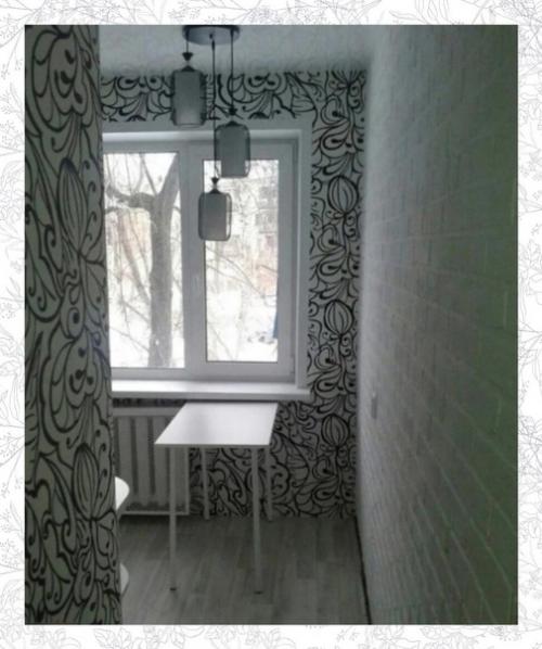 Хоть кухня черно-белая, получилась очень яркая. 03