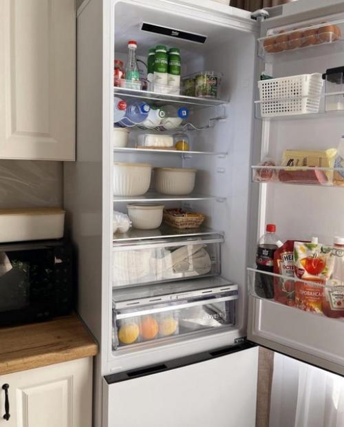 Стильная кухня. С деревянными элементами. 01