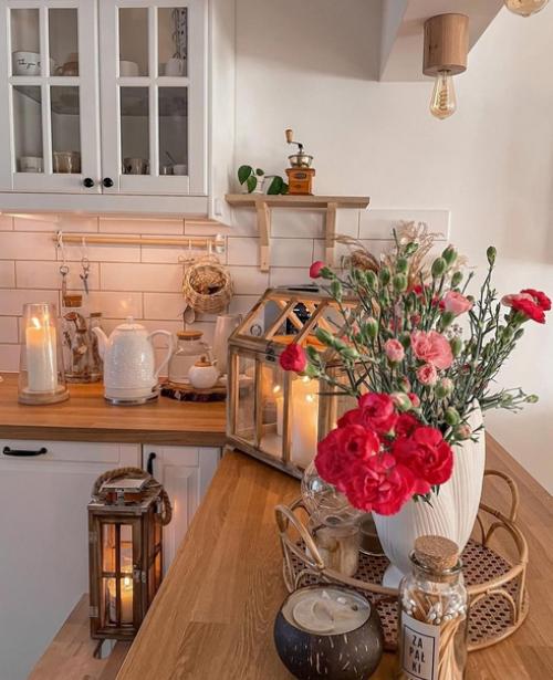 Красивая кухня. Светлая и уютная.