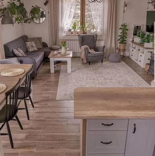 Небольшая квартира. В светлых тонах. 02