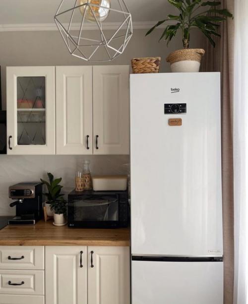 Стильная кухня. С деревянными элементами. 02