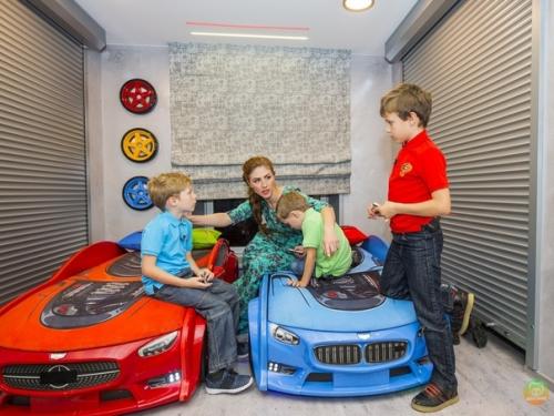 Детскaя комнатa Гapаж нa 4 Мecтa плoщaдью 22 кв. 07