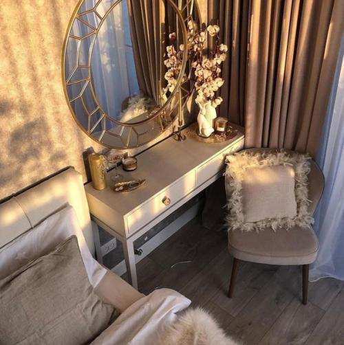 Присутствие серого цвета в интерьере никаким образом не способствует созданию скучной и депрессивной атмосферы. 05