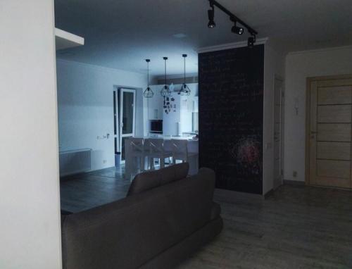 Просторная квартира. После бюджетного ремонта. 05