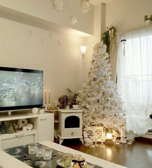 Гостиные, украшенные к новому году. 03