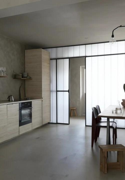 Интерьер в тёмных тонах. 06