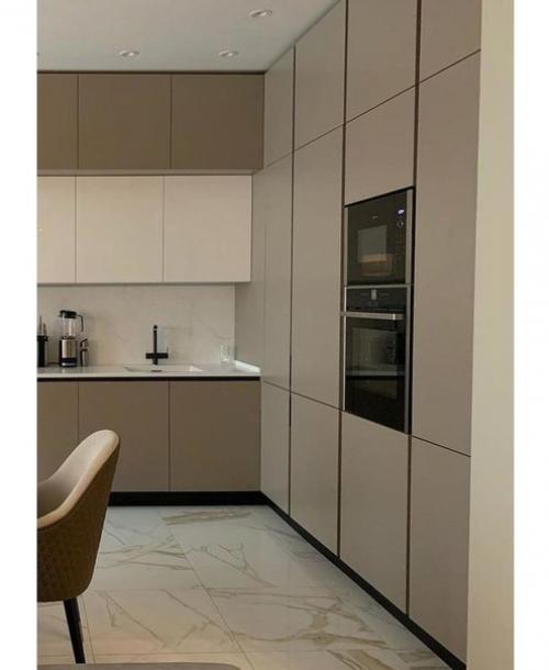 Кухня, объединенная с гостиной. 07