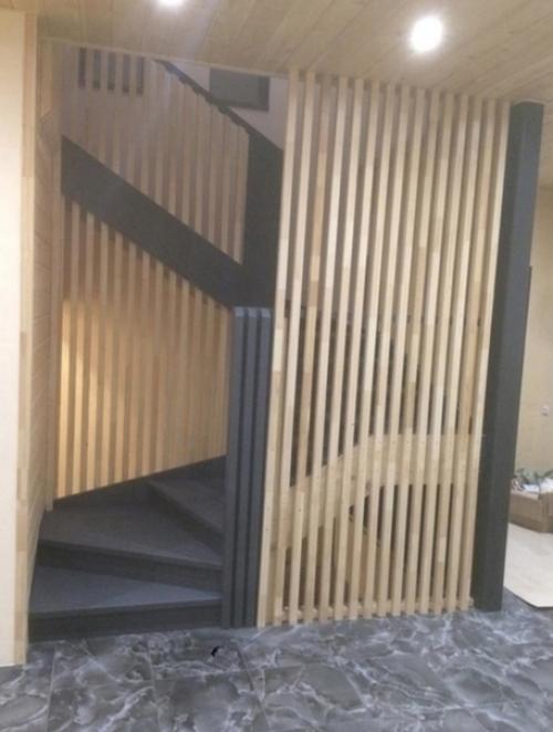 Интересная идея оформления лестницы. 03