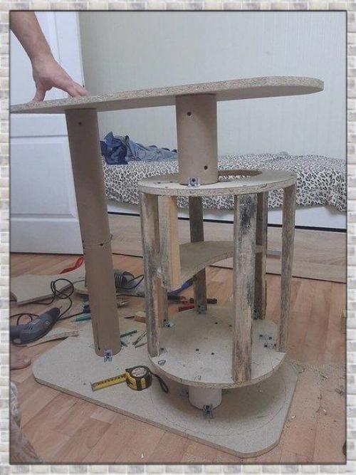 Каждому питомцу необходимо собственное пространство, например, такое, как домик.