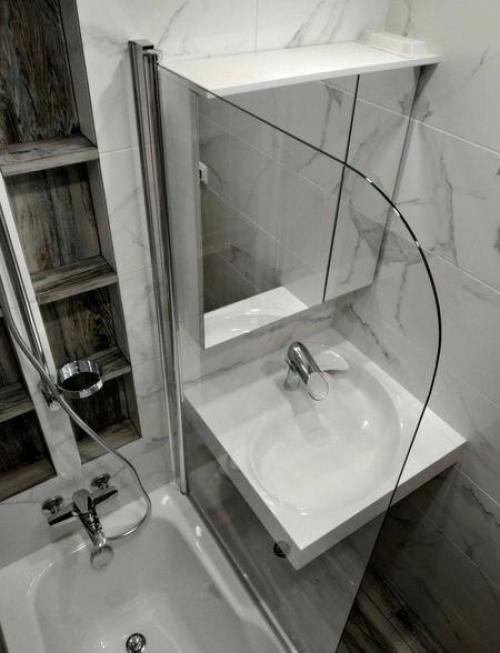 Небольшая ванная комната. 06