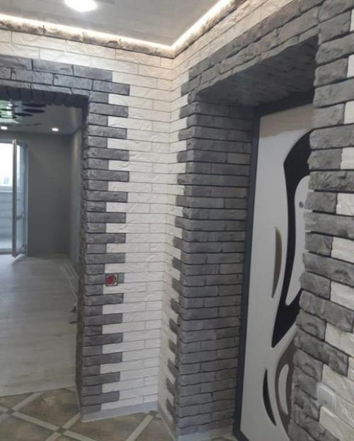 Оформление коридора. С интересной отделкой. 01