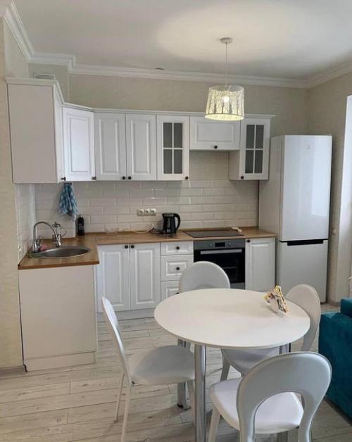 Просторная кухня. Объединенная с гостиной. 02