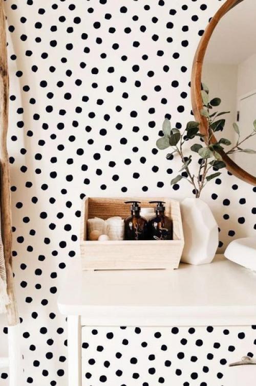 Горох на платьях женщин разного возраста входил в моду и выходил из нее много раз. 01