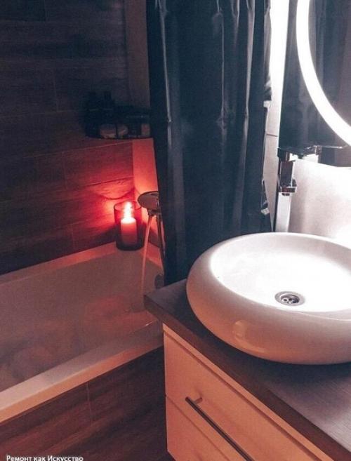 Небольшая ванная комната. 01