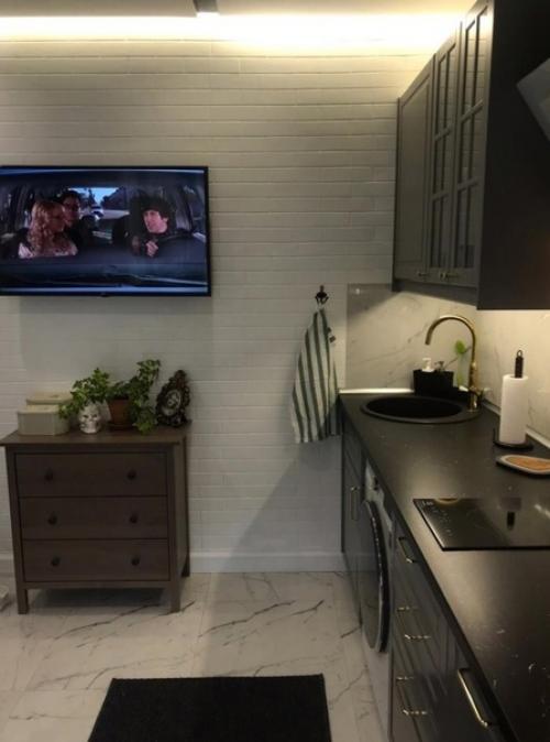 Интерьер кухни. В которой есть всё необходимое. 01