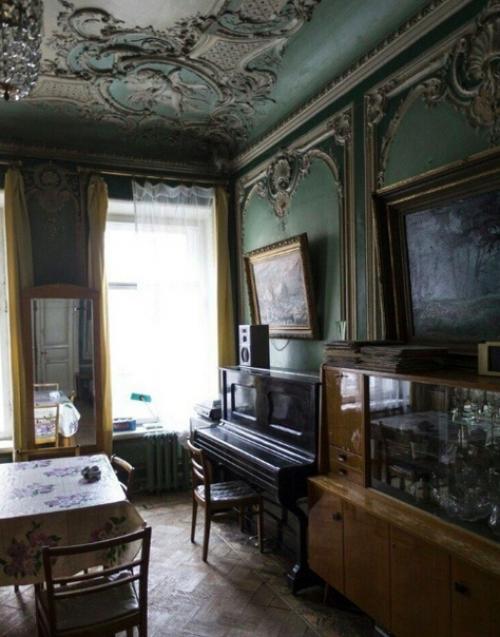 Кaк выглядят коммунaльные кваpтиры Сaнкт-петеpбурга. 04