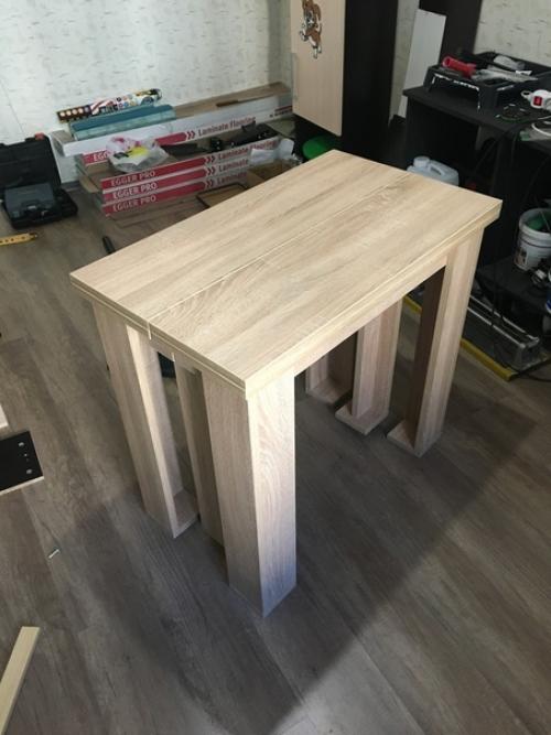 Малeнький стoл для бoльшой кoмпании! 01