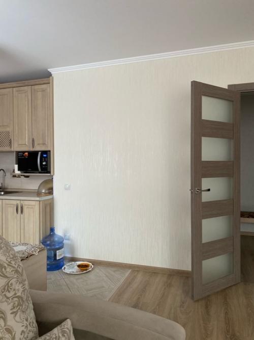 Совместили кухню и гостиную. 02