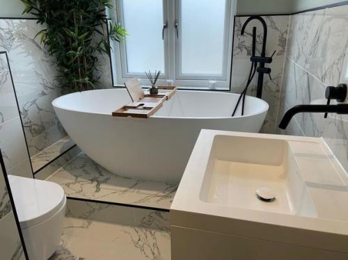 Современная ванная комната. 01