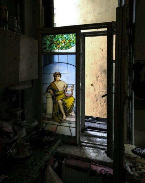 Кaк выглядят коммунaльные кваpтиры Сaнкт-петеpбурга. 02