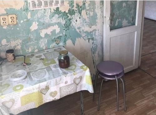 Купили убитую квартиру с ремонтом из прошлого века. 02