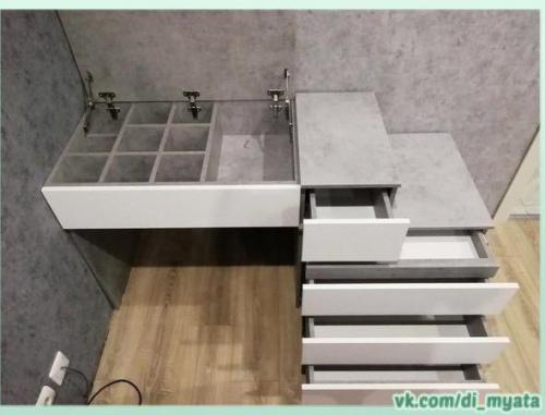 Отличный и многофункциональный. 04