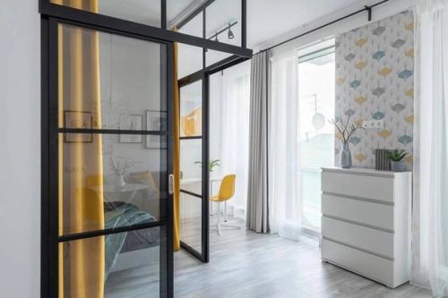 Красивый интерьер. С интересным зонированием. 01