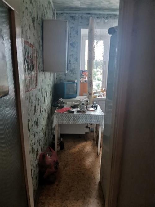 У бабули был день рождения, мы решили сделать сюрприз и затеяли ремонт.